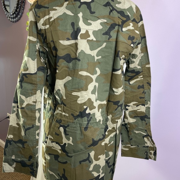 Women Camo Military Utility Jacket - Picture 10 of 13
